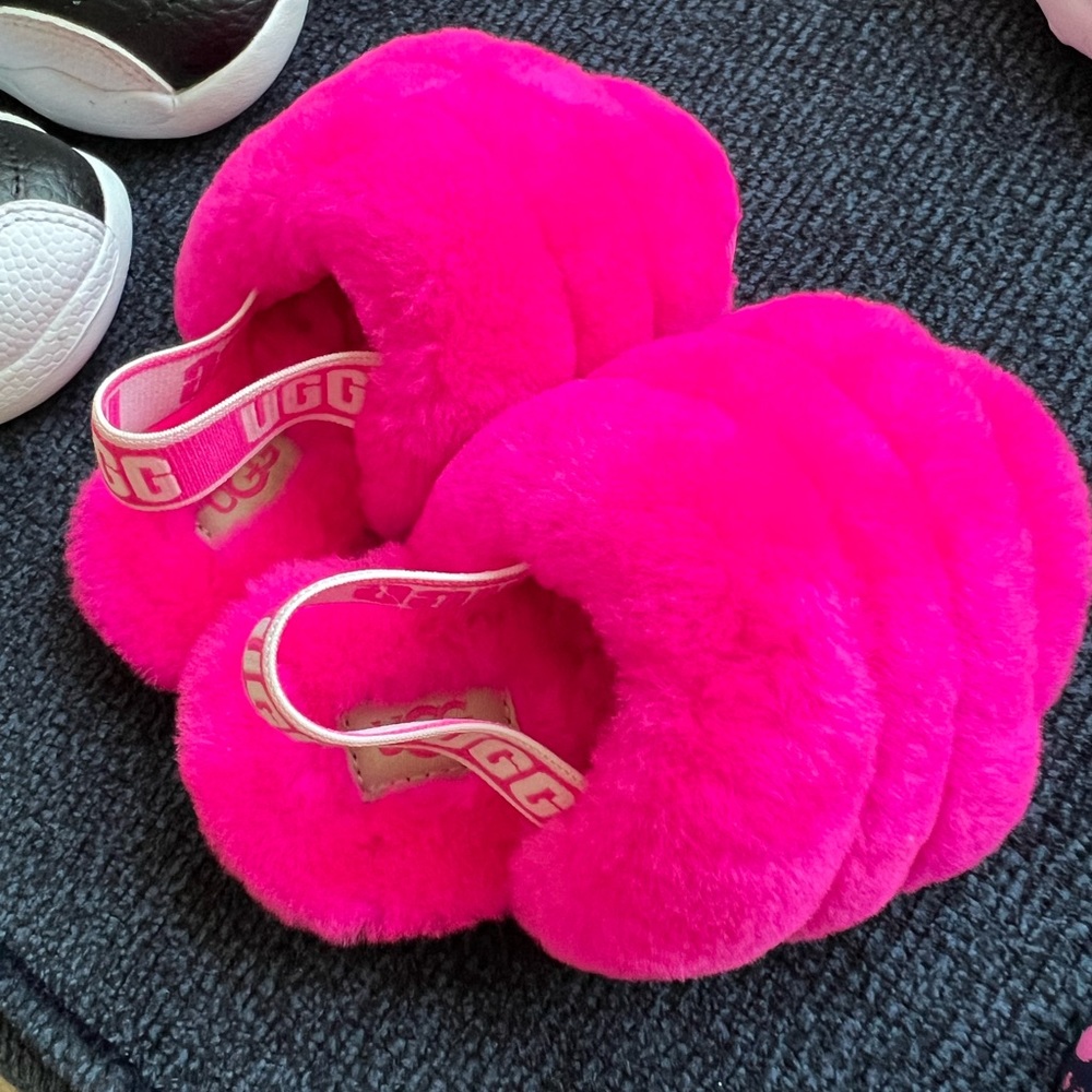 Pink Toddler Ugg Slides